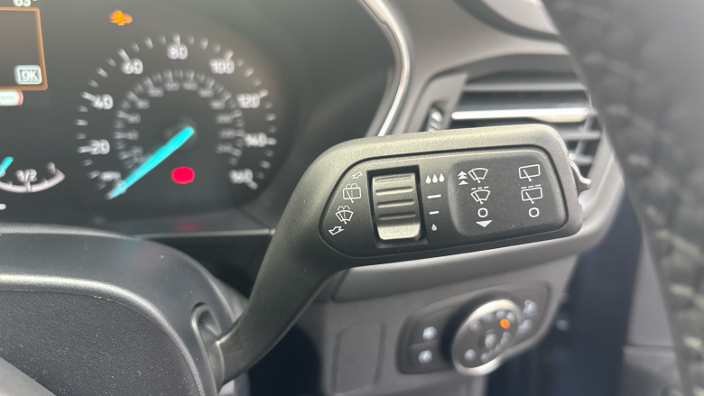 Ford Focus 1.0 EcoBoost Hybrid mHEV 155 Titanium 5dr Auto Petrol Hatchback